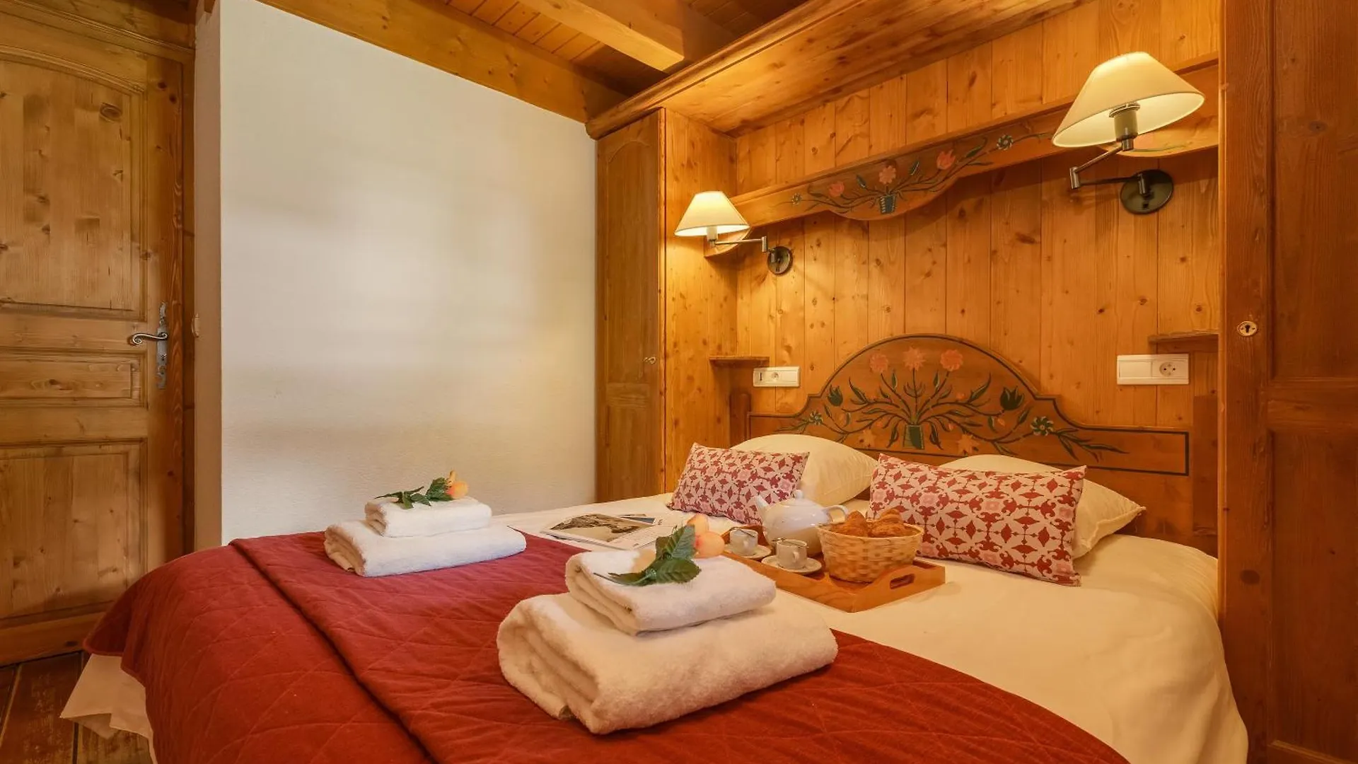 Residence Le Cristal Apartments - Happy Rentals Chamonix