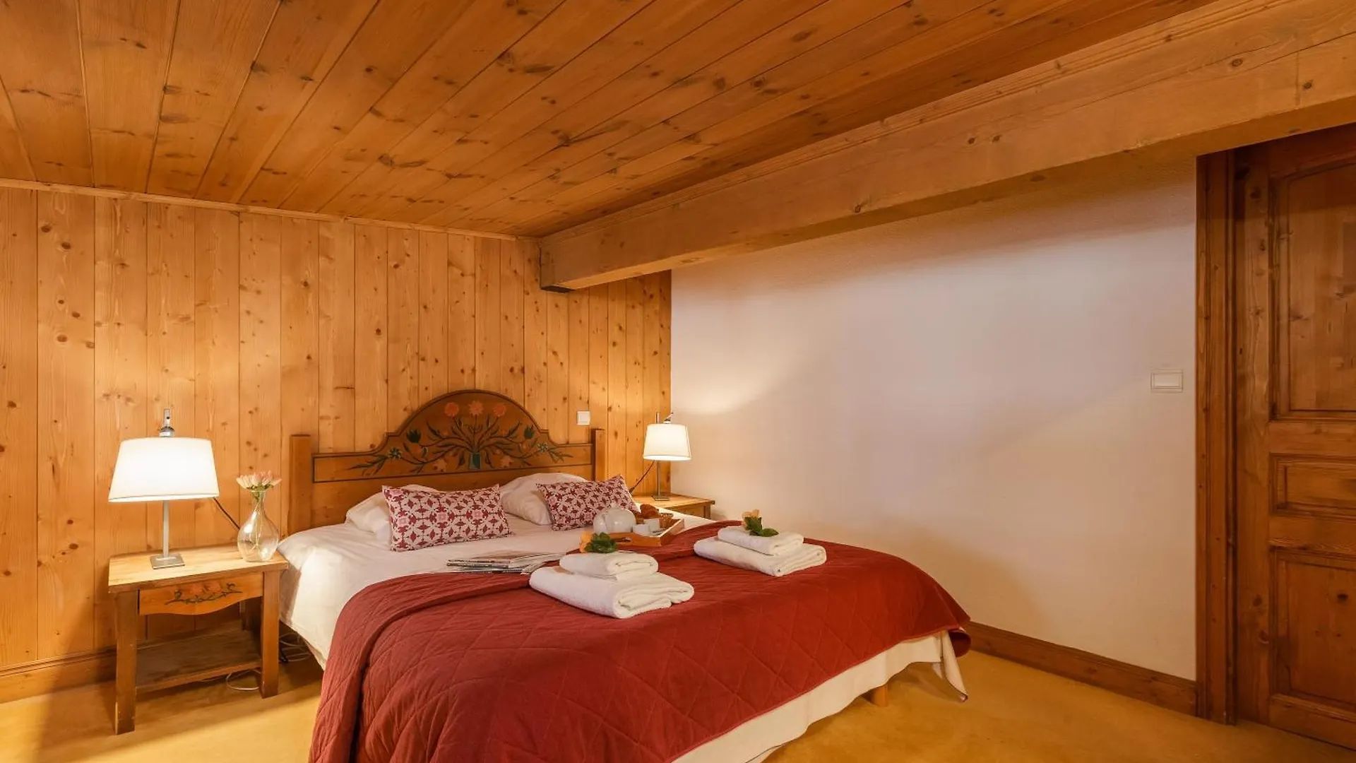 Residence Le Cristal Apartments - Happy Rentals Chamonix