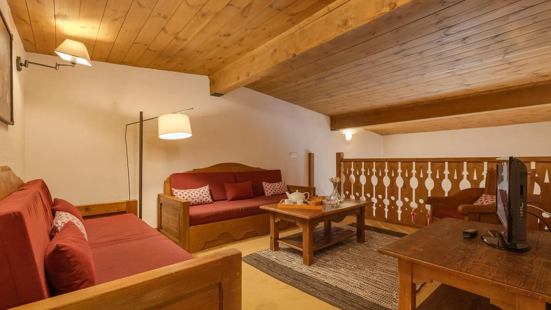Residence Le Cristal Apartments 0*, Chamonix