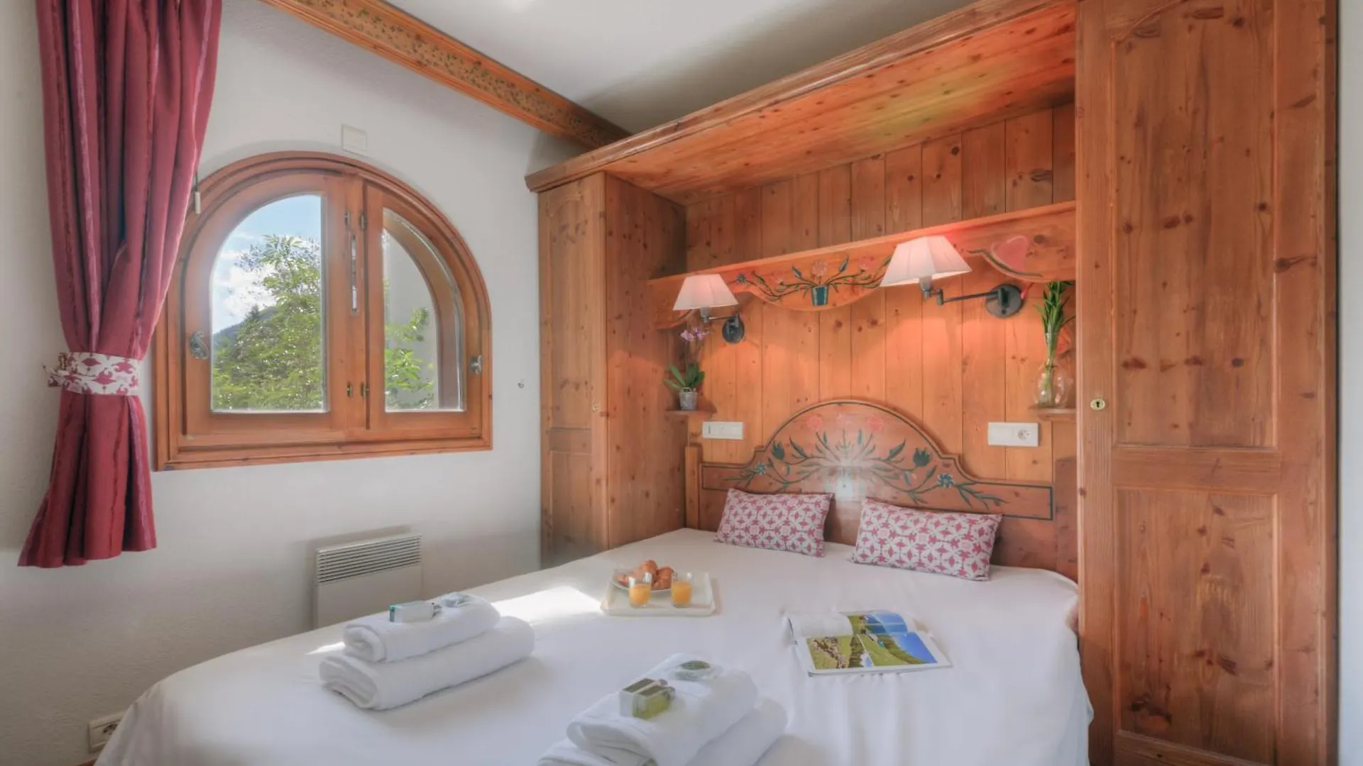 Residence Le Cristal Apartments - Happy Rentals Chamonix